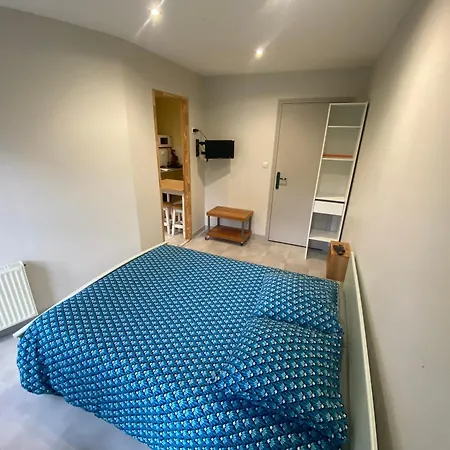 Ou Centre Apartment *