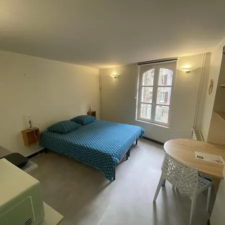 Ou Centre Apartment *